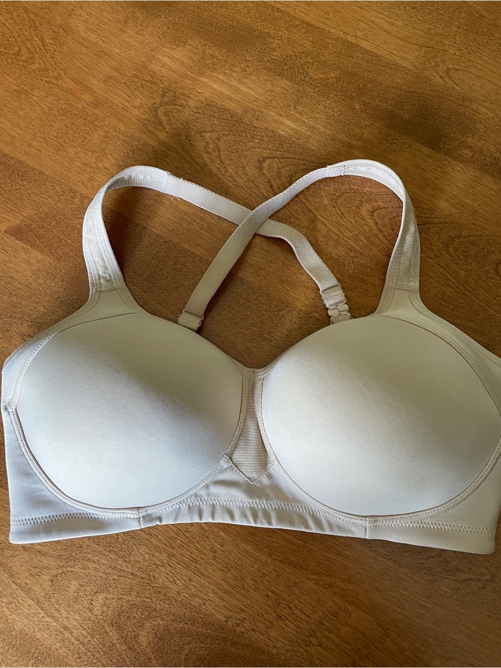 Vanity Fair Bra, Size 36D, Style 71500, Like New Condition